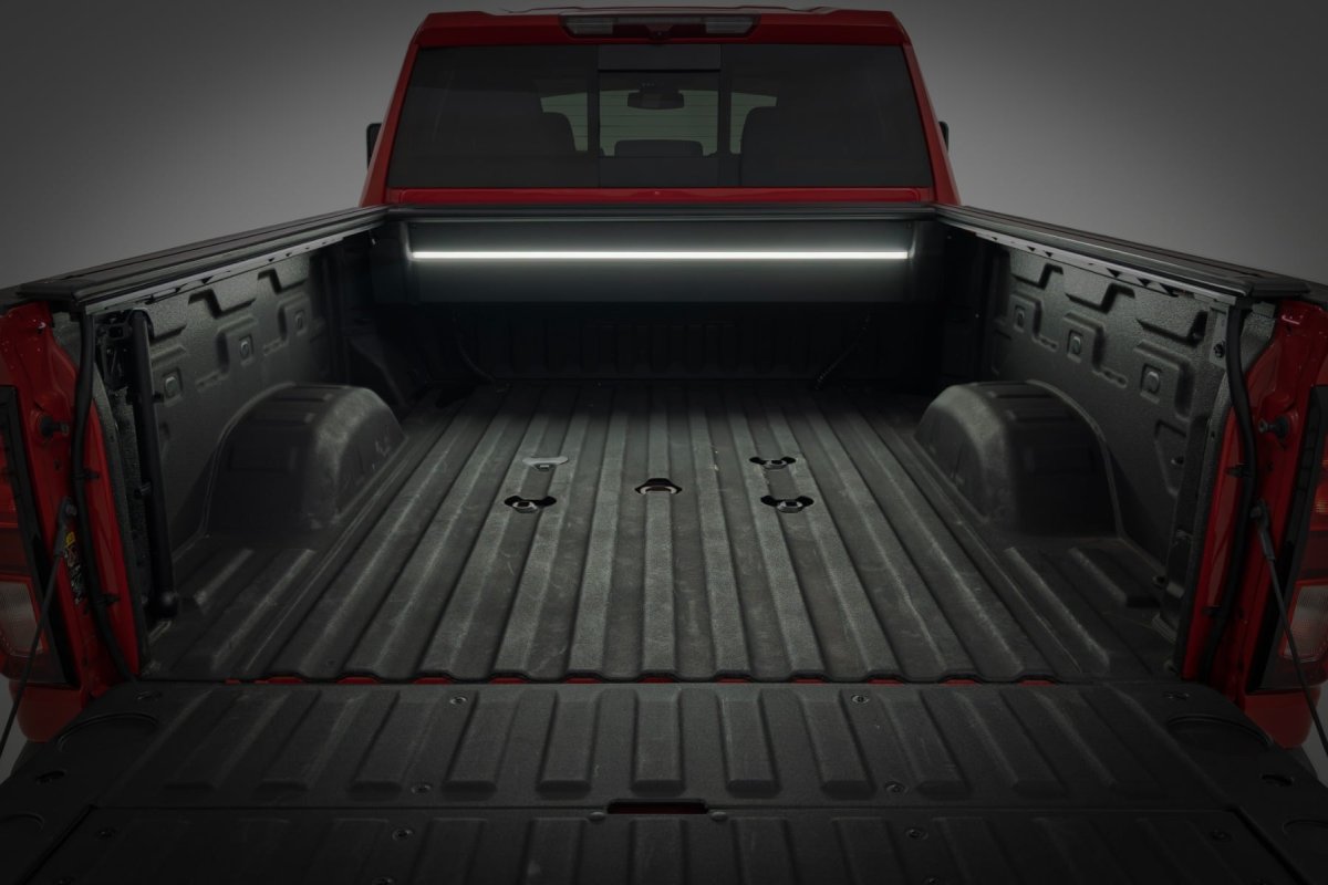 GMC 2500HD Powered Retractable Bed Cover - Rough Country - Matte Black - '20-'26